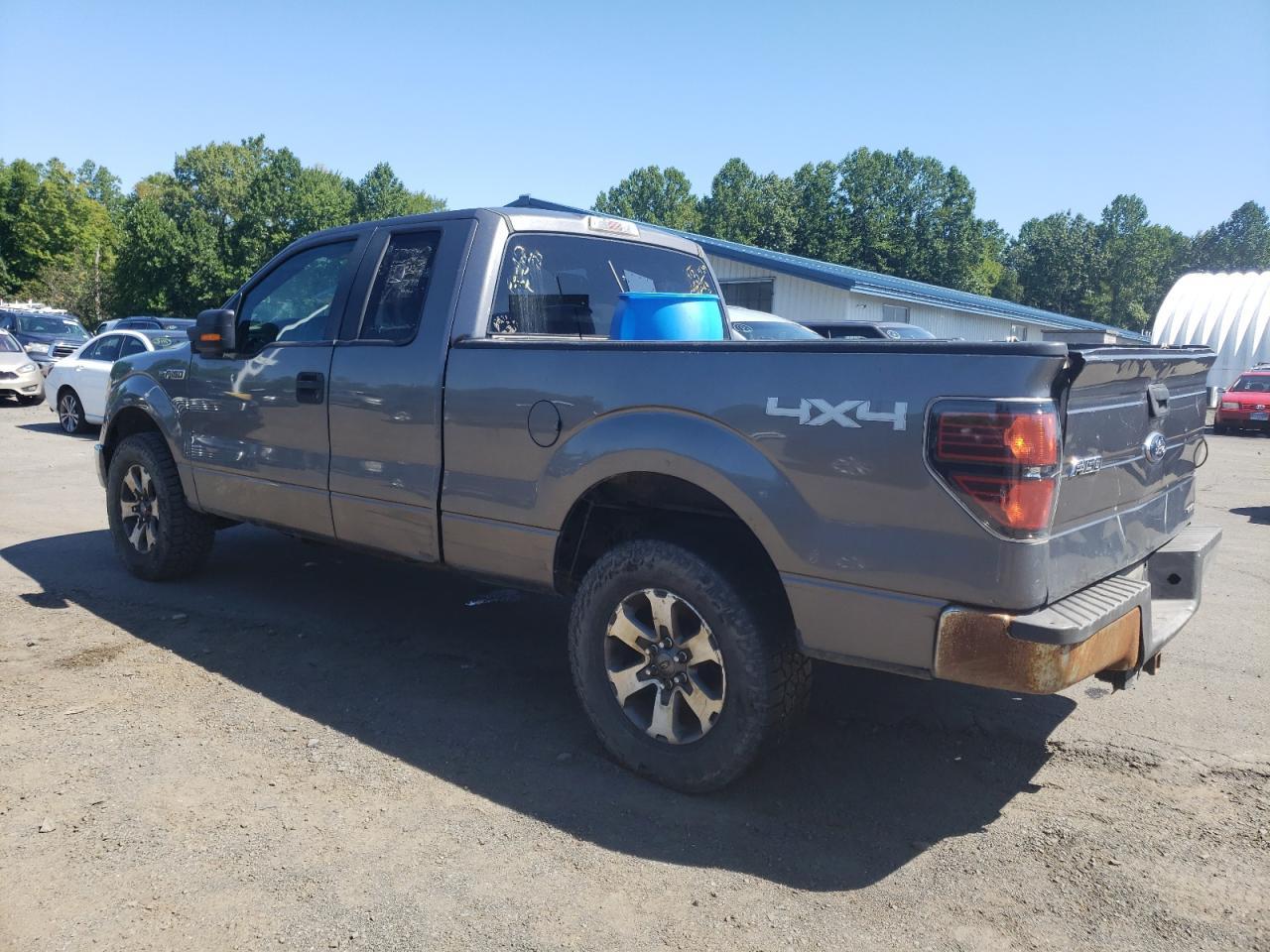 2013 Ford F150 Super Cab - Image 2