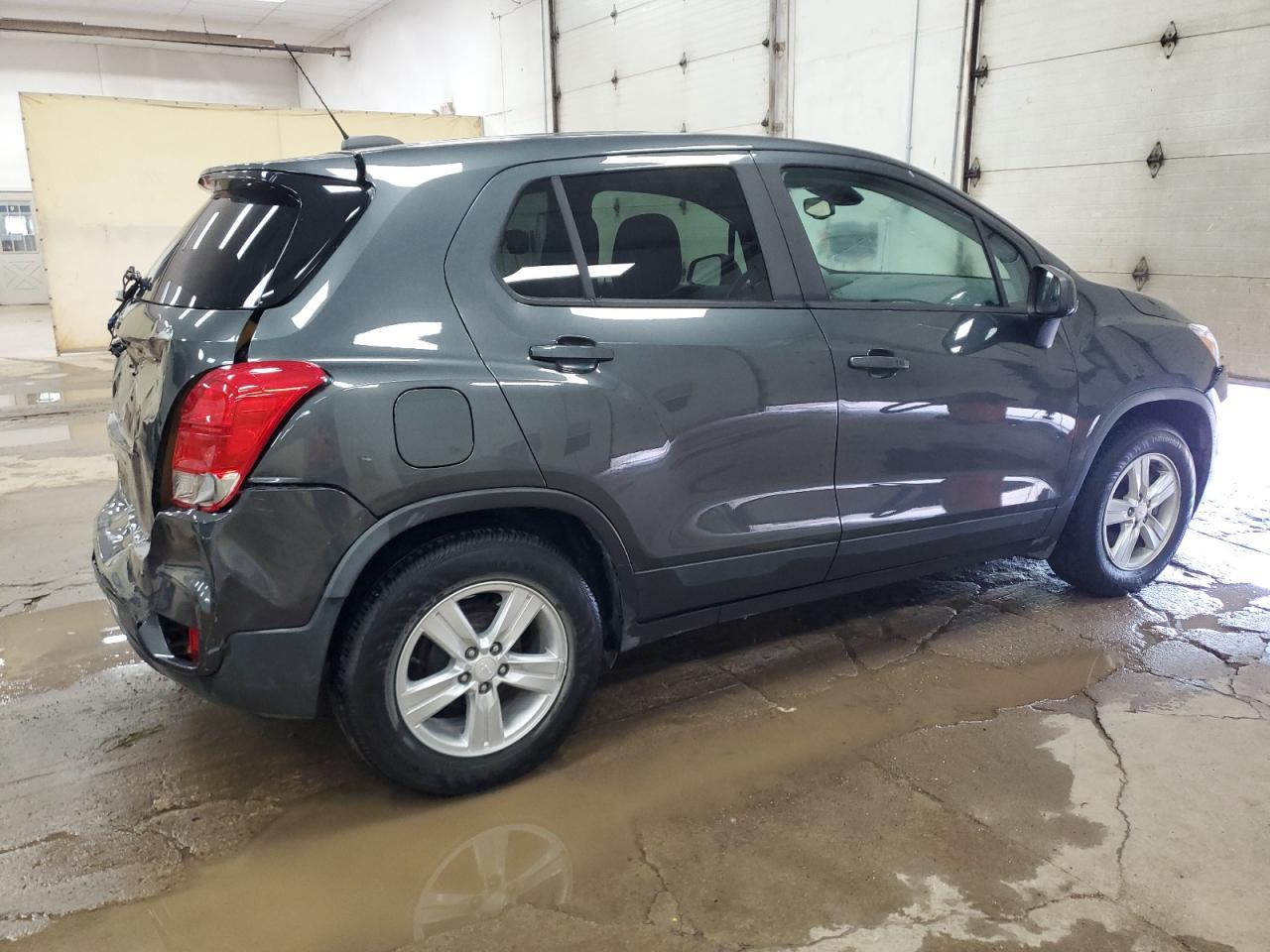 2020 Chevrolet Trax Ls - Фото 3