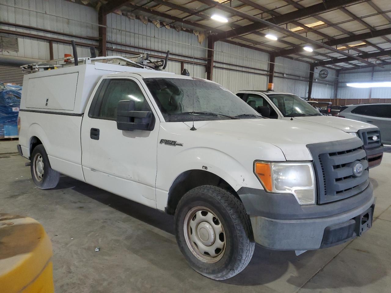 2010 Ford F150 - Image 4