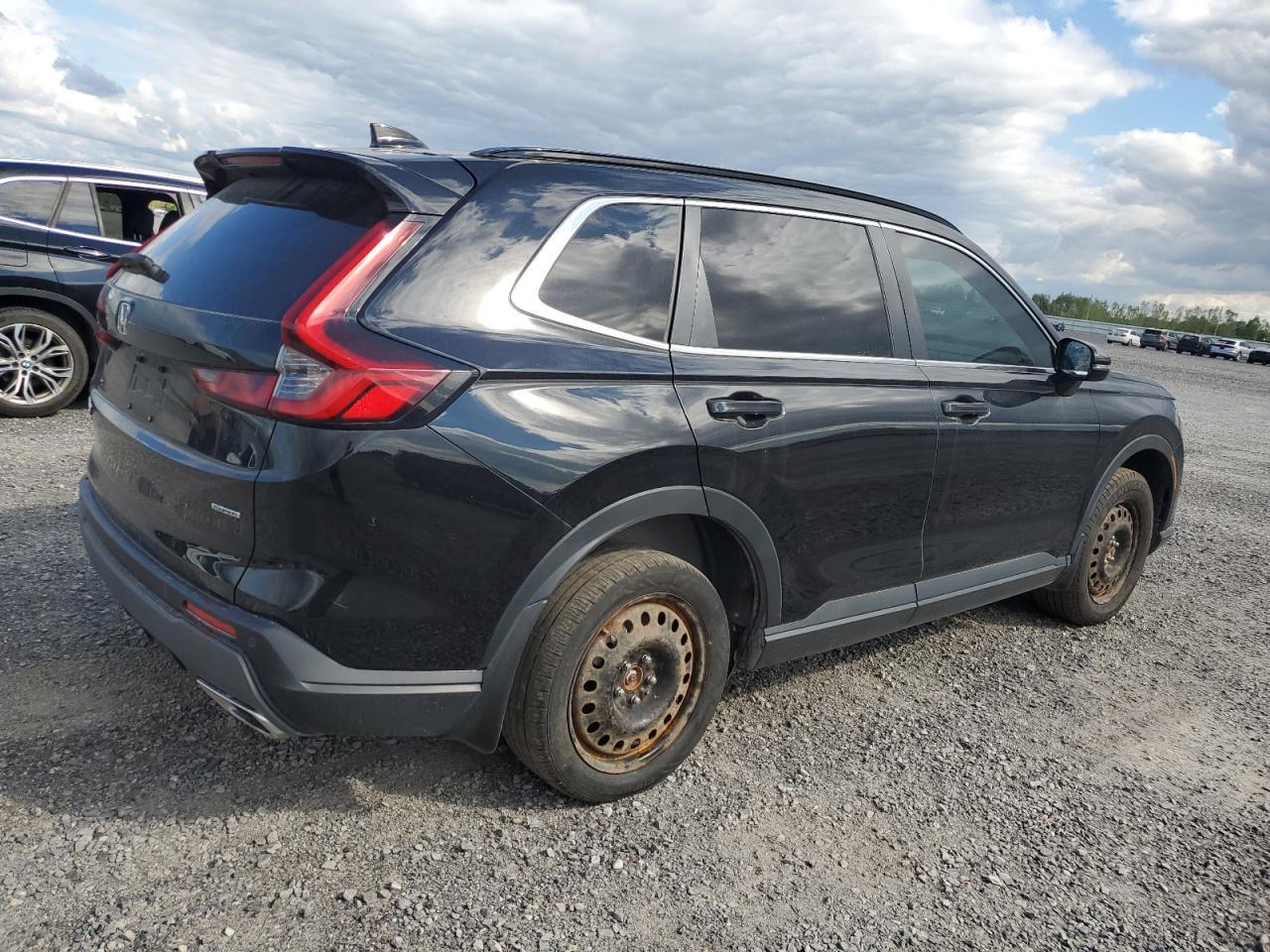 2025 Honda Cr-V Sport Touring - Image 3