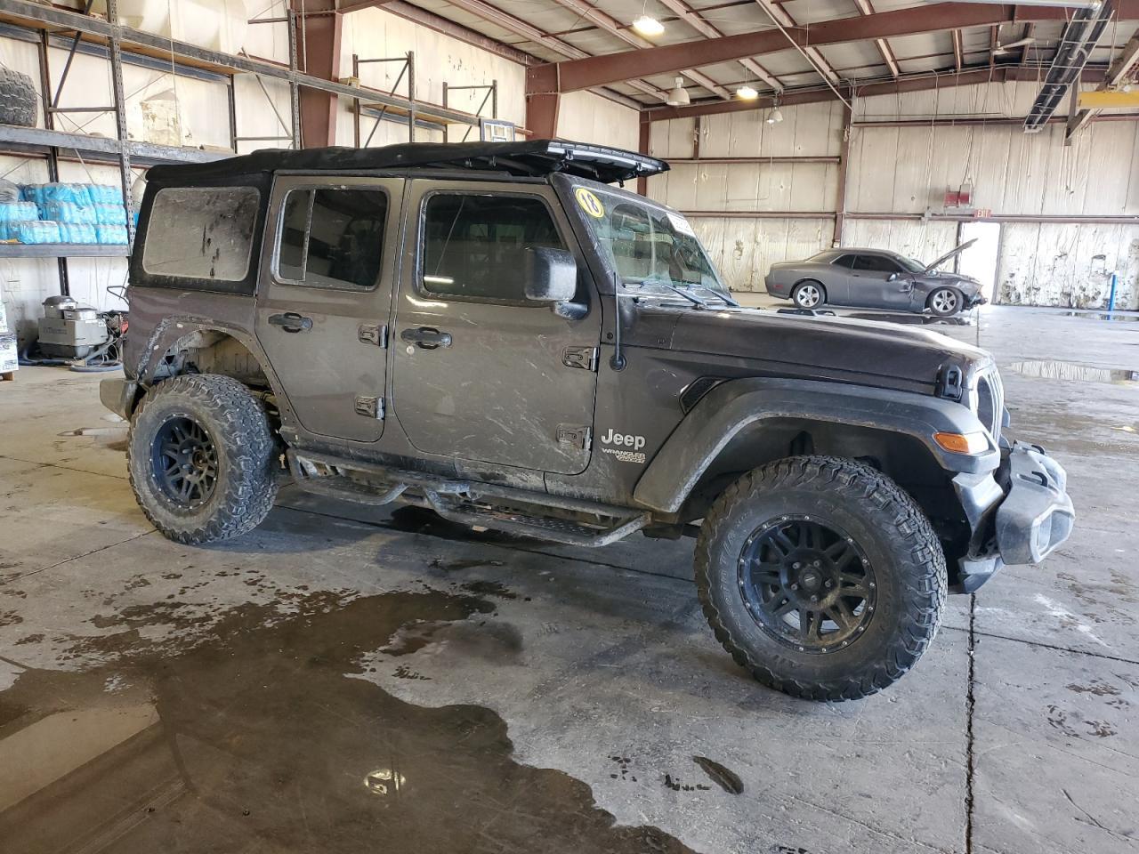 2018 Jeep Wrangler Unlimited Sport - Image 4