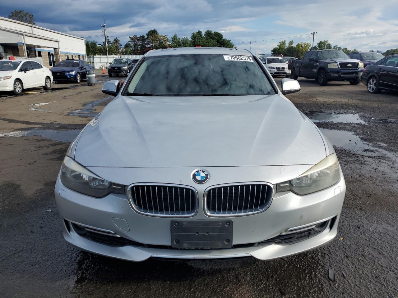 2013 BMW 328 Xi Sulev - Image 5