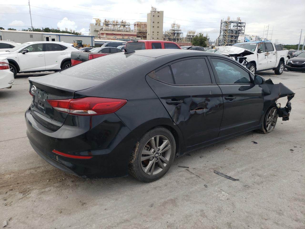 2018 Hyundai Elantra Sel - Фото 3