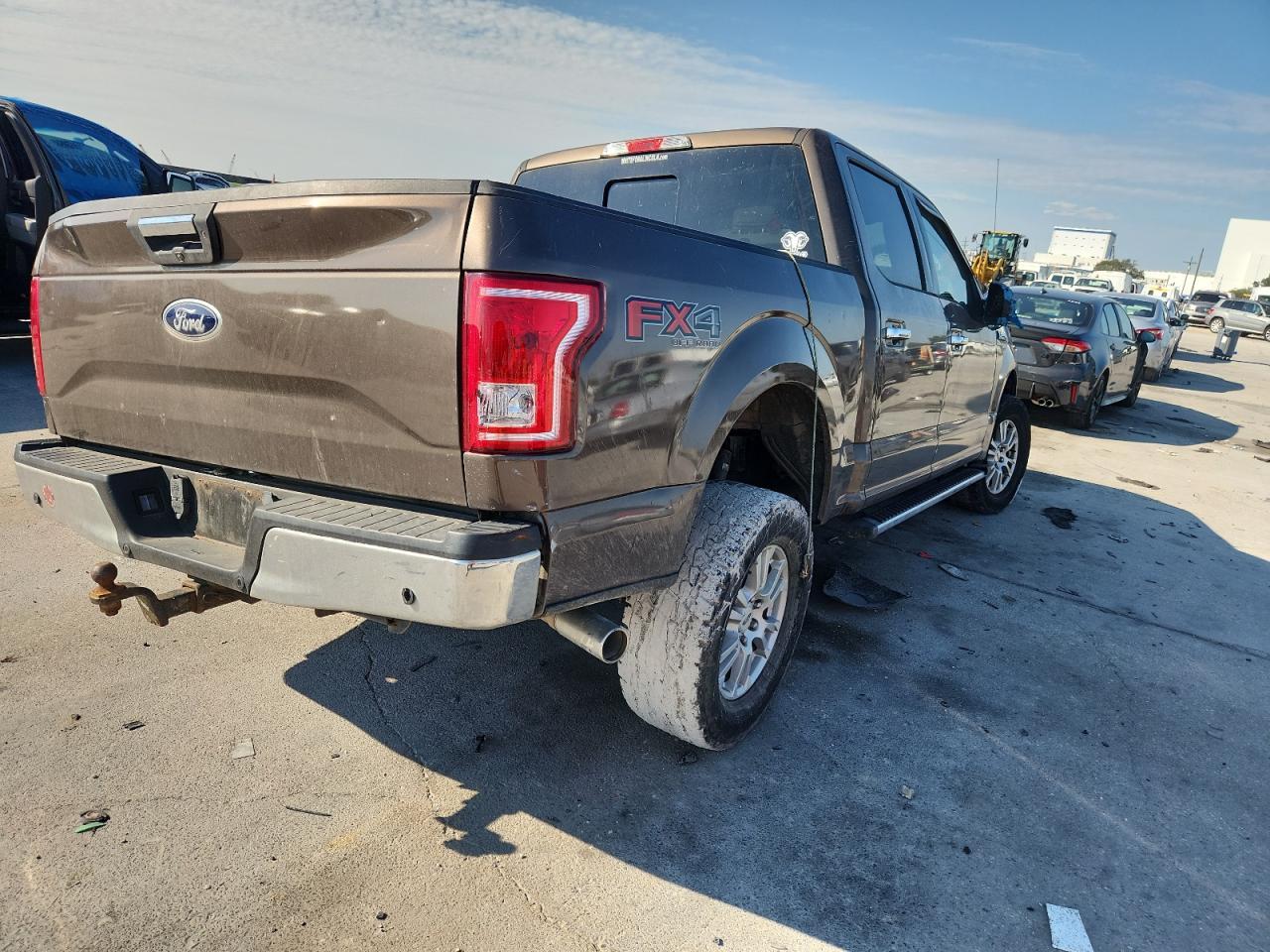 2016 Ford F150 Supercrew - Фото 3