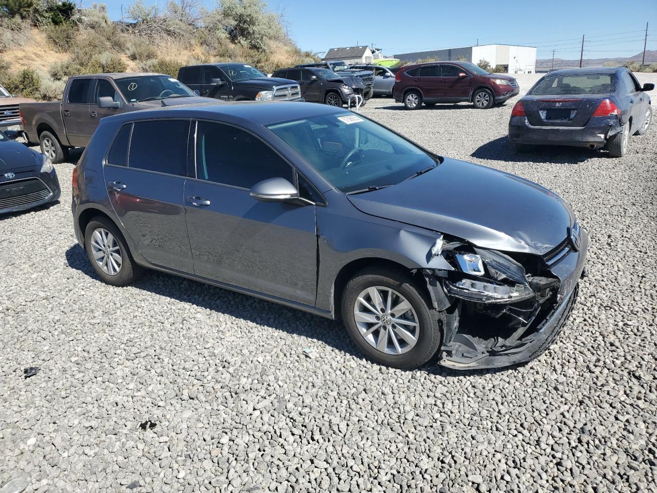 2019 Volkswagen Golf S - Image 4