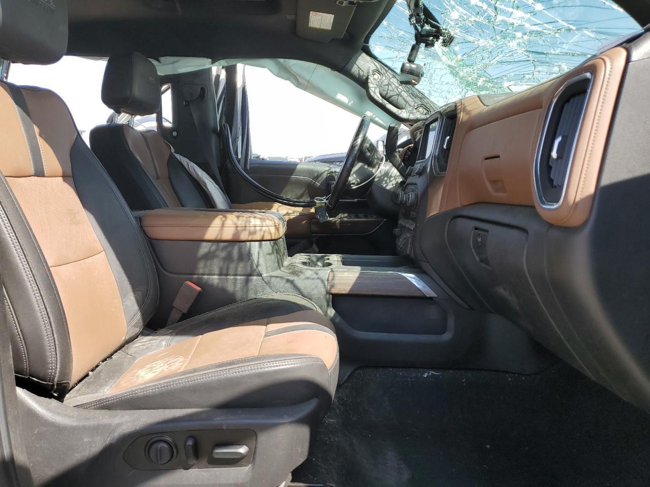 2021 Chevrolet Silverado K3500 High Country - Фото 7