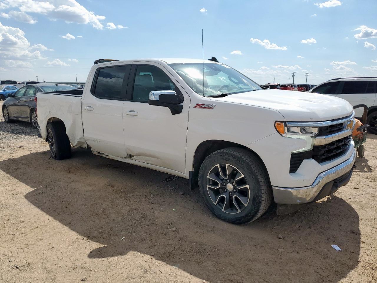 2022 Chevrolet Silverado K1500 Lt - Image 4