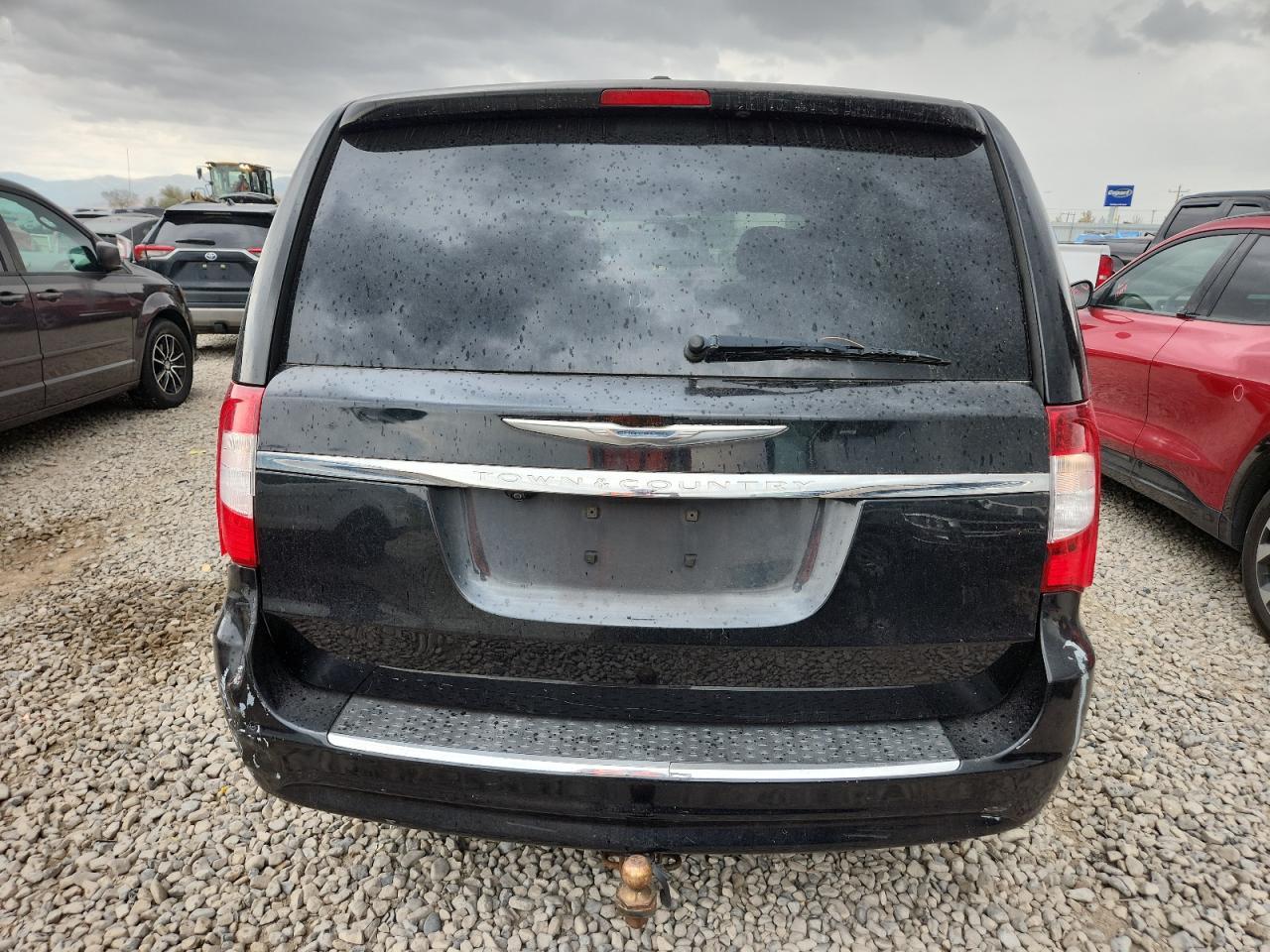 2013 Chrysler Town & Country Touring - Фото 6