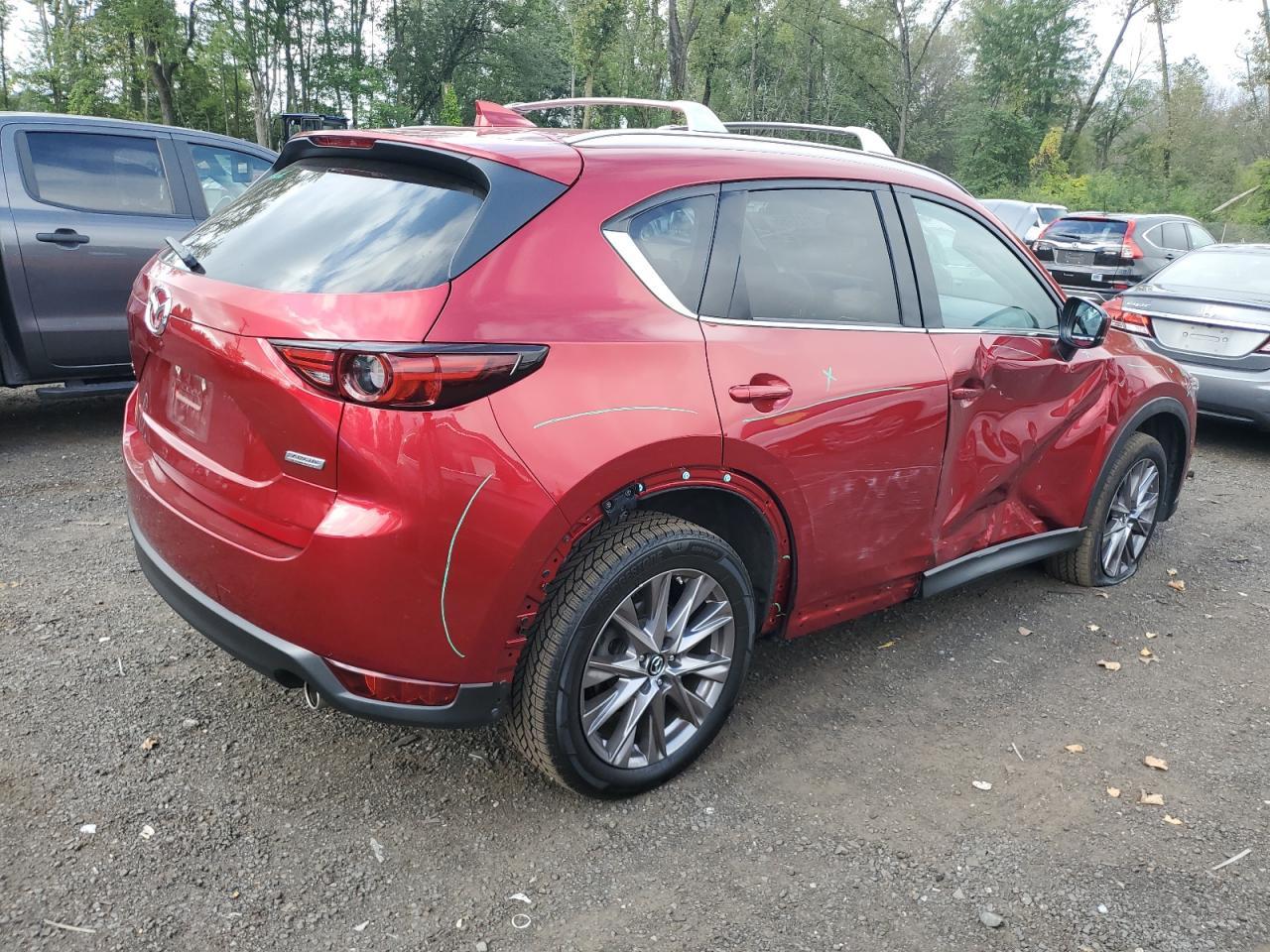 2019 Mazda Cx-5 Grand Touring - Image 3