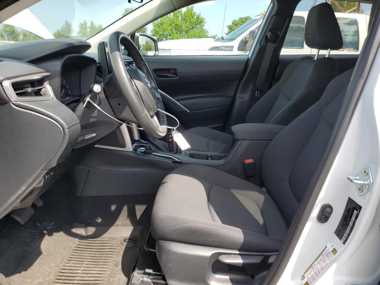 2024 Toyota Corolla Cross Le - Image 7