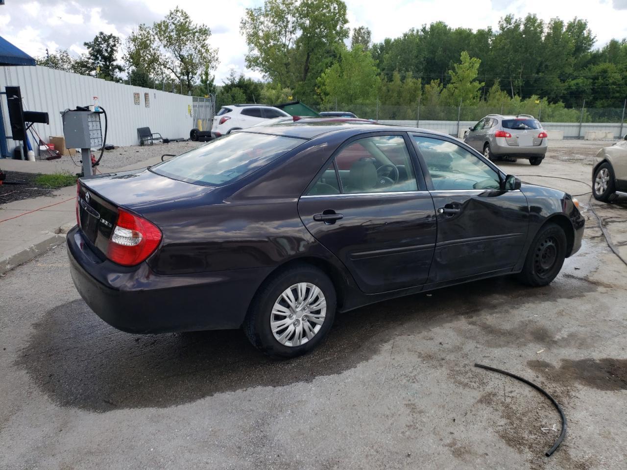 2004 Toyota Camry Le - Фото 3