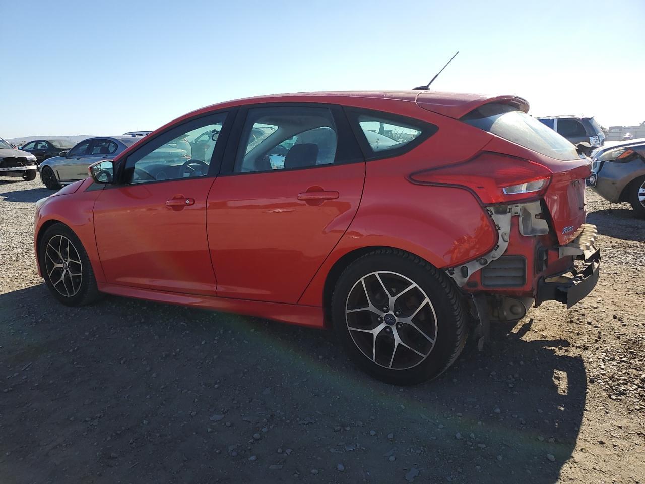 2016 Ford Focus Se - Фото 2