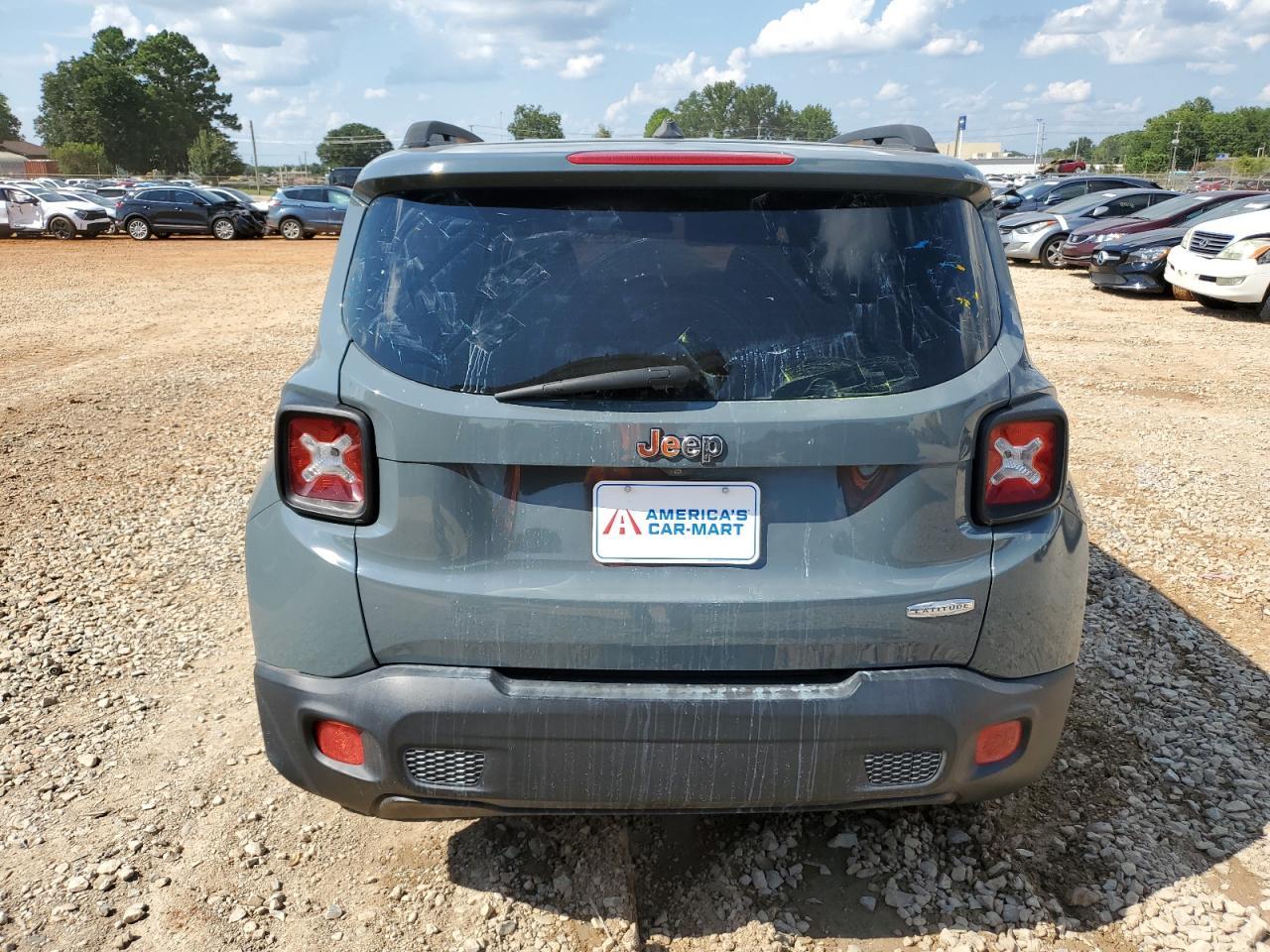 2017 Jeep Renegade Latitude - Фото 6
