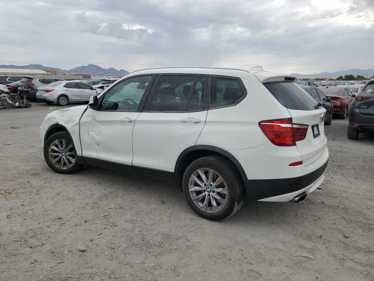 2013 BMW X3 xDrive28I - Фото 2