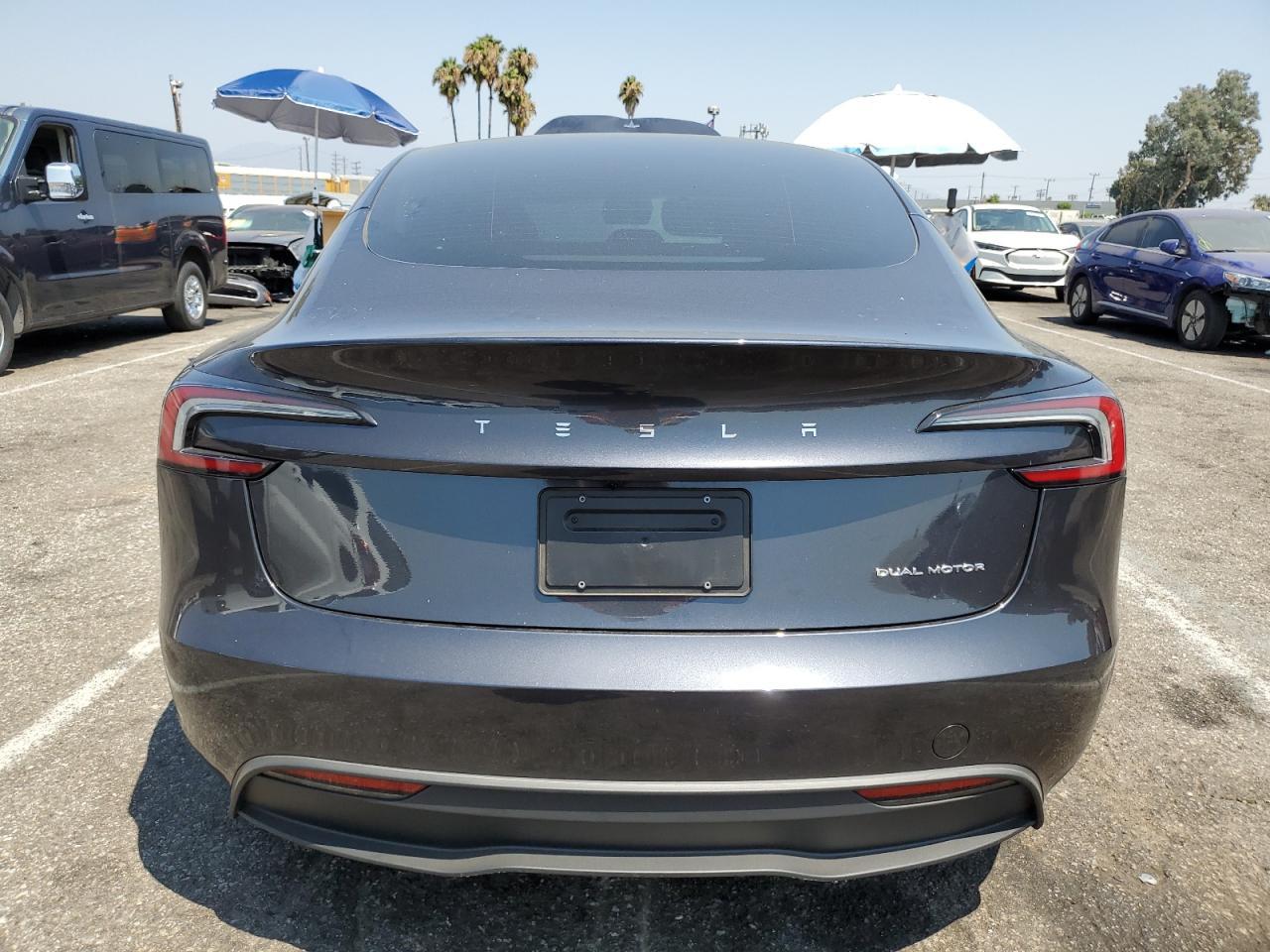 2024 Tesla Model 3 - Image 6