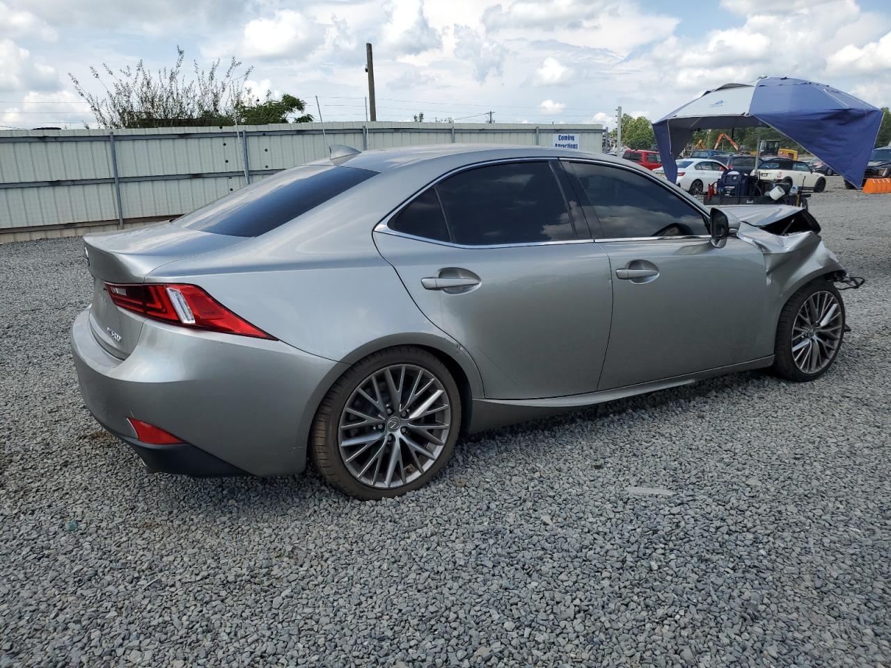 2016 Lexus Is 300 - Фото 3