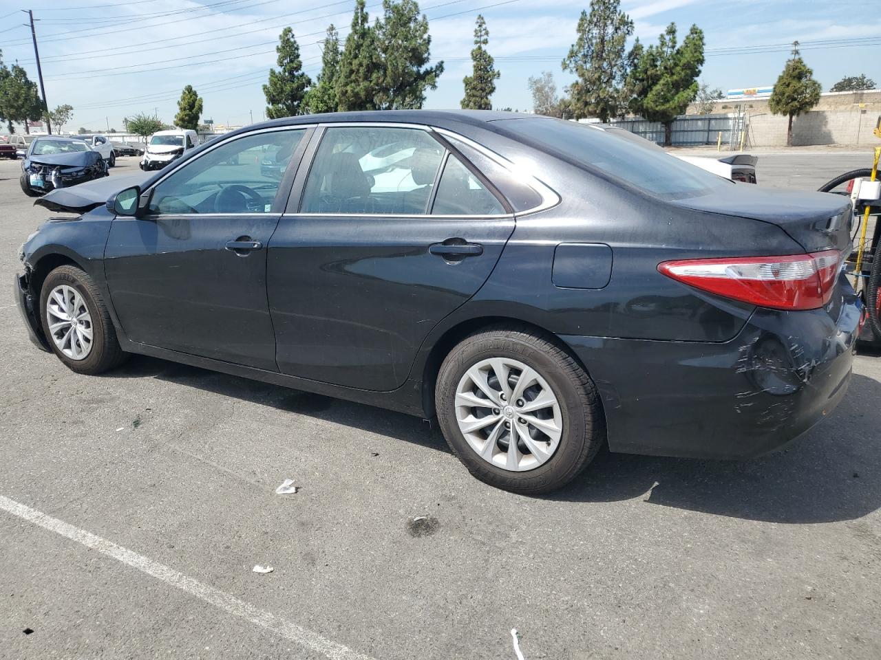 2016 Toyota Camry Le - Image 2