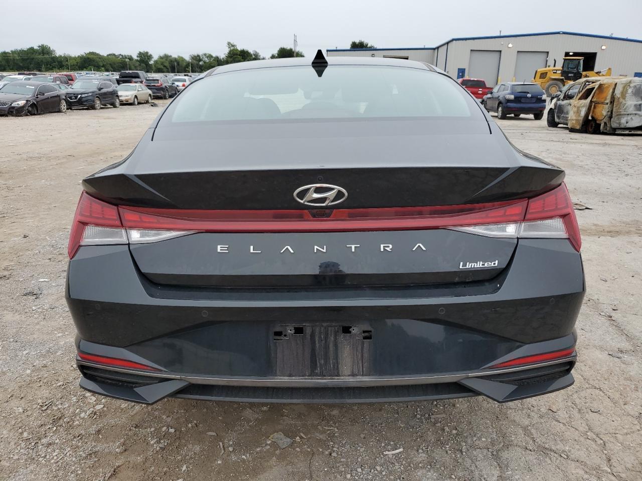 2023 Hyundai Elantra Limited - Фото 6