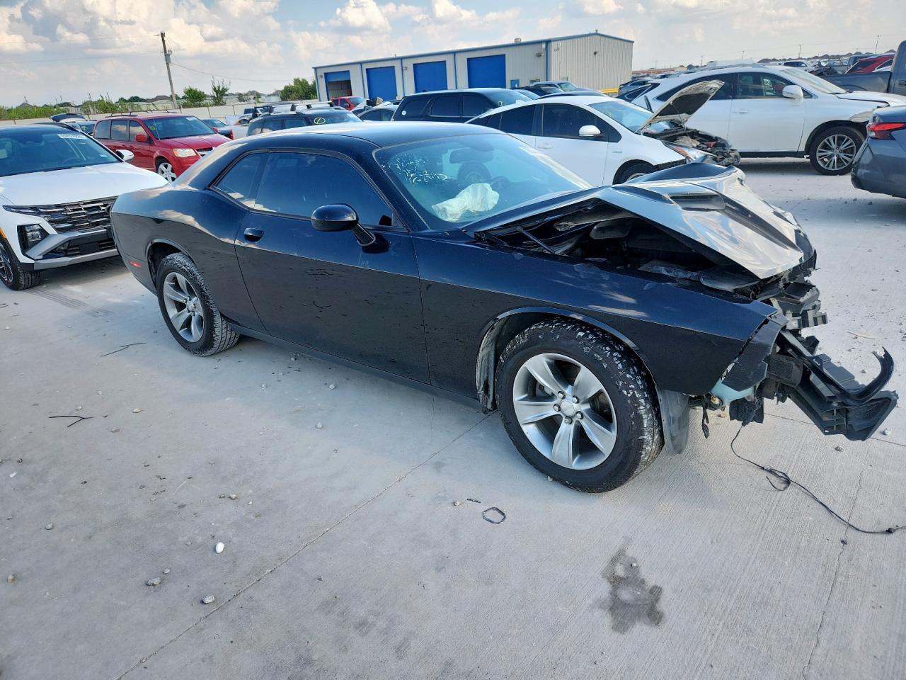 2015 Dodge Challenger Sxt - Image 4