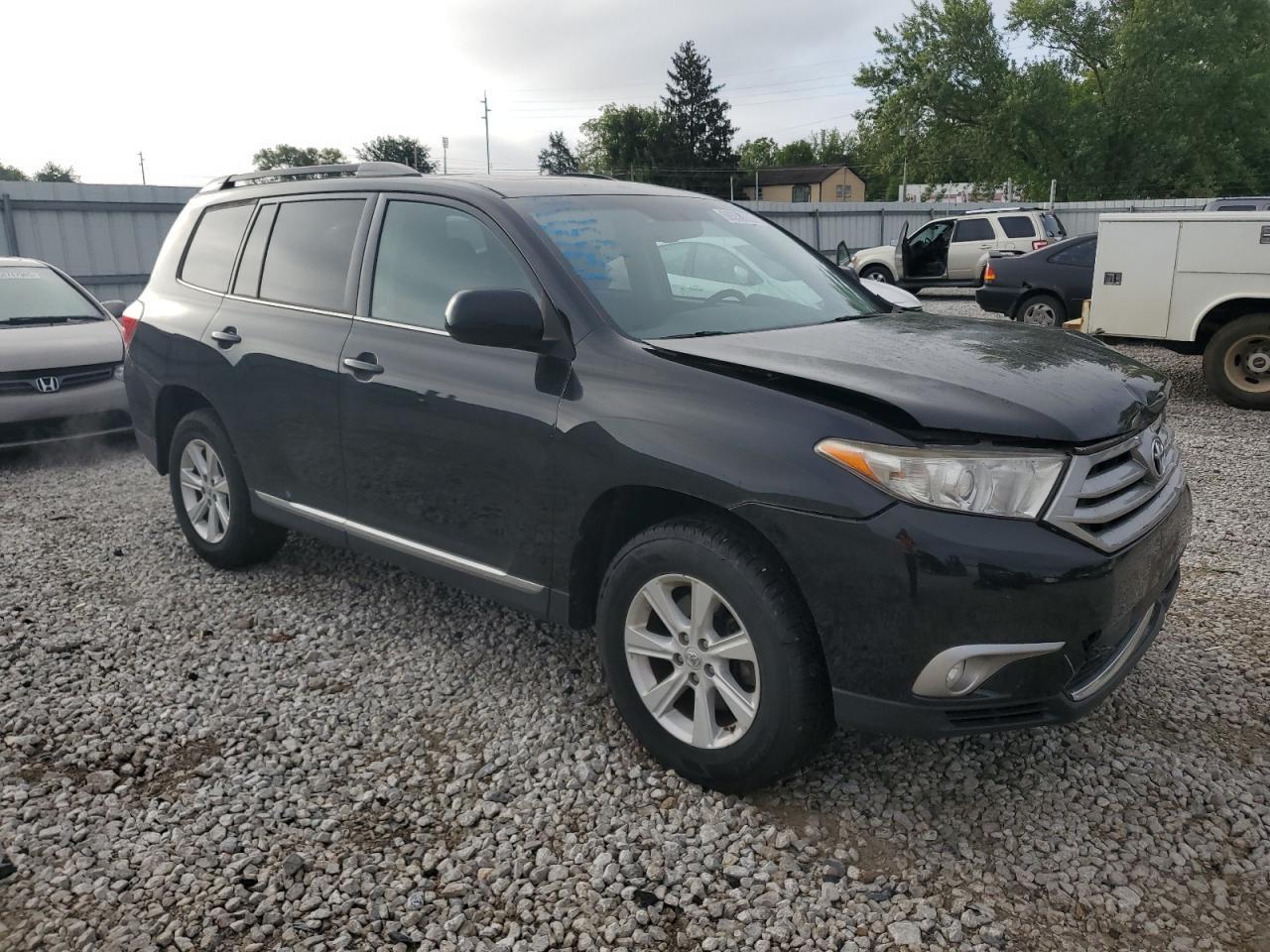 2013 Toyota Highlander Se - Фото 4