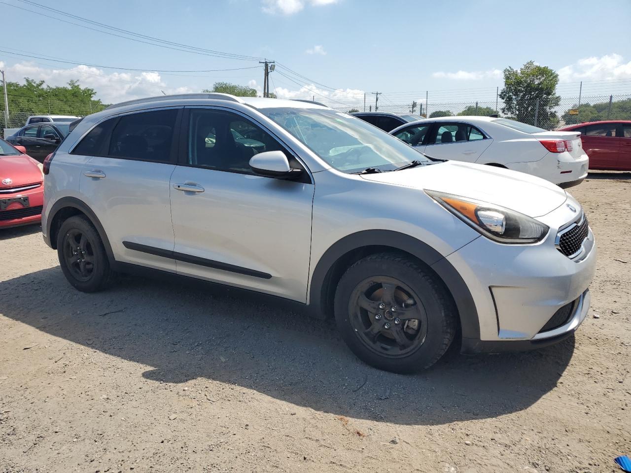 2018 Kia Niro Fe - Image 4