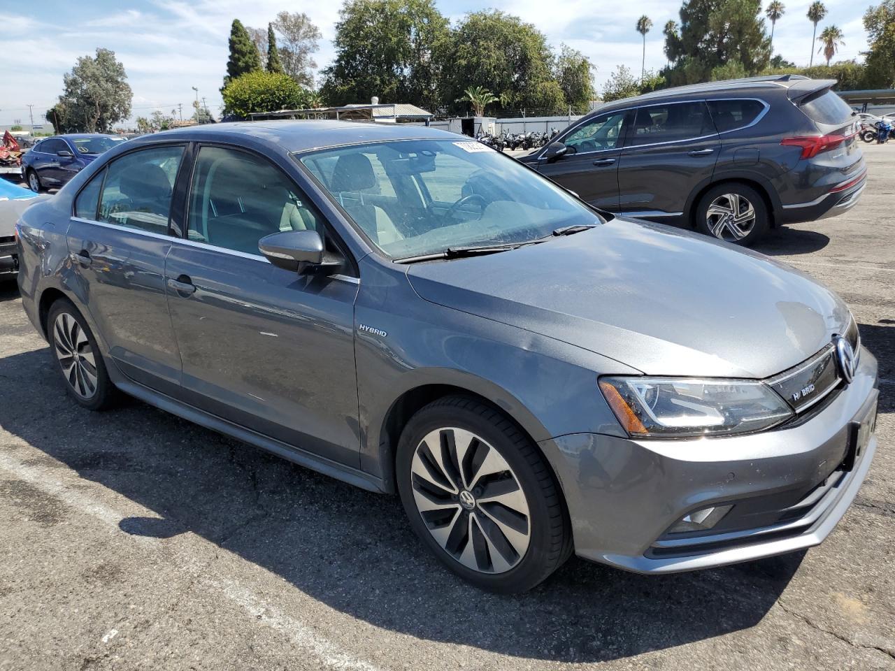 2016 Volkswagen Jetta Hybrid - Фото 4