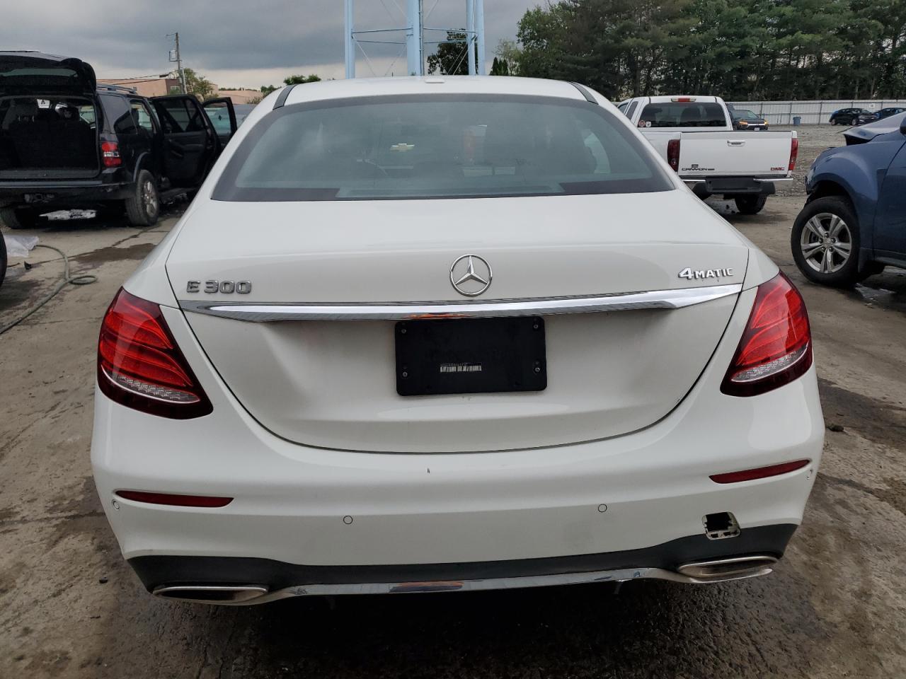 2019 Mercedes-Benz E 300 4Matic - Image 6