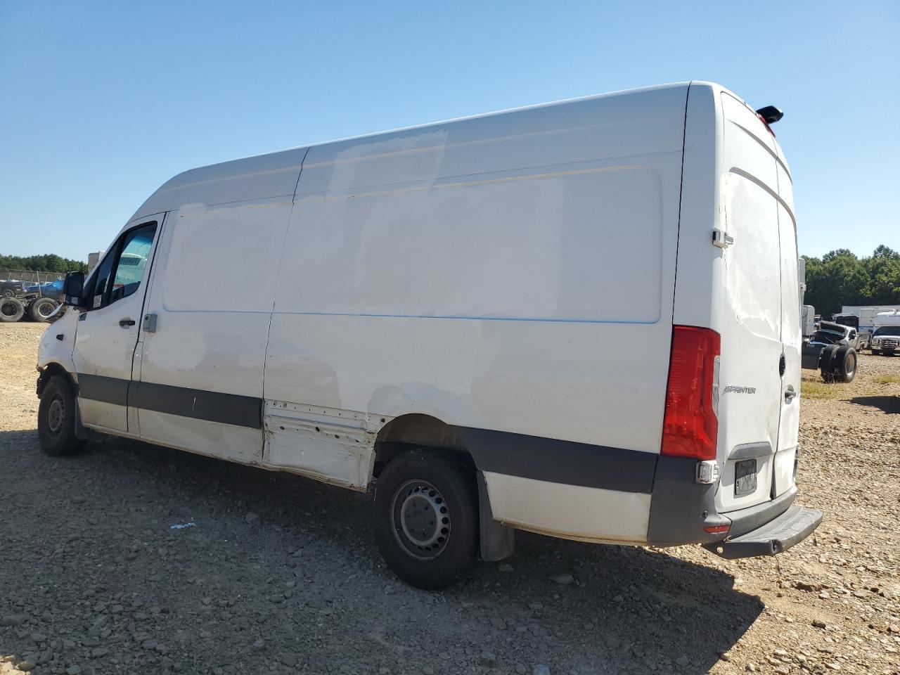 2020 Mercedes Benz Sprinter 2 - Trucks Delivery Van - Фото 2