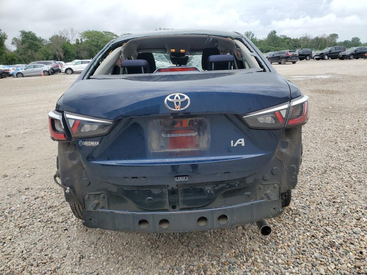 2017 Toyota Yaris Ia - Image 6