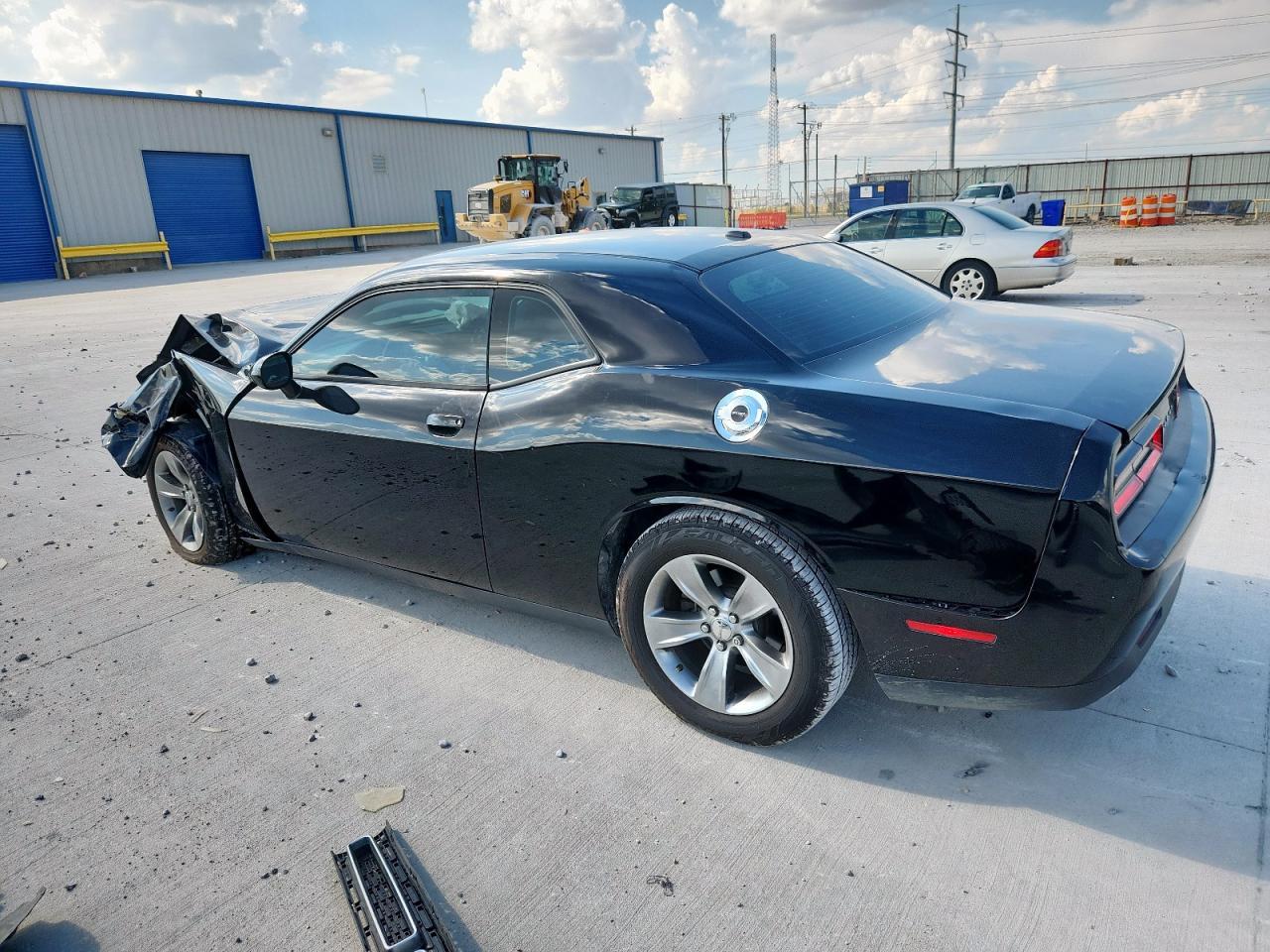 2015 Dodge Challenger Sxt - Image 2