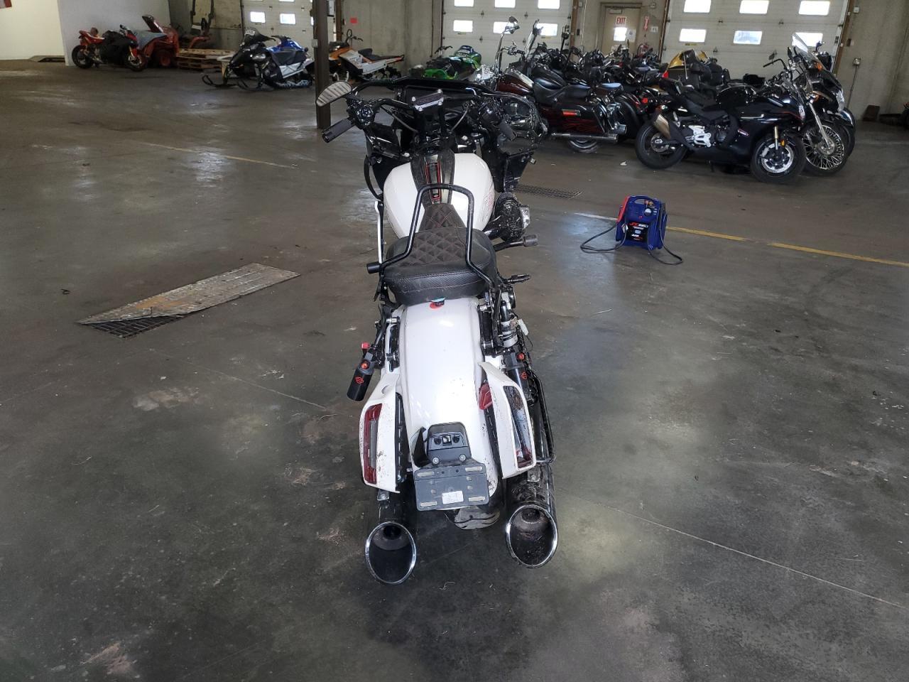 2024 Harley-Davidson Fltrxstse - Фото 4