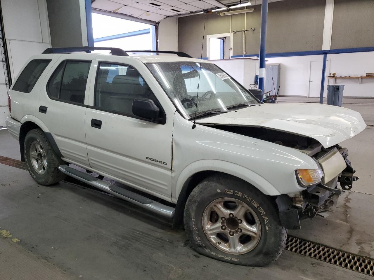 2003 Isuzu Rodeo S - Фото 4
