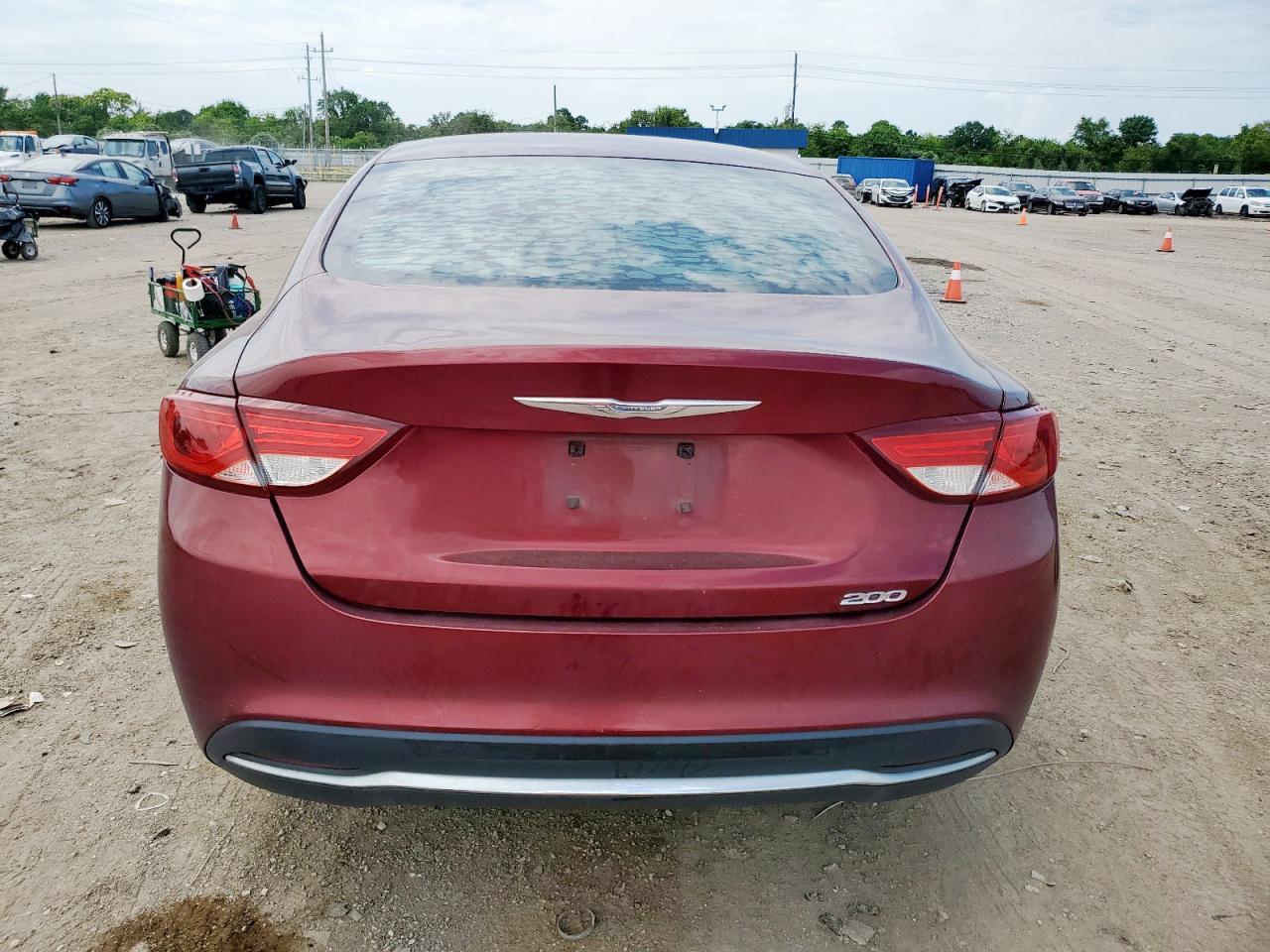 2015 Chrysler 200 Limited - Image 6