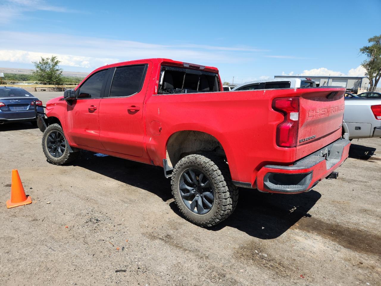 2020 Chevrolet Silverado K1500 Rst - Фото 2