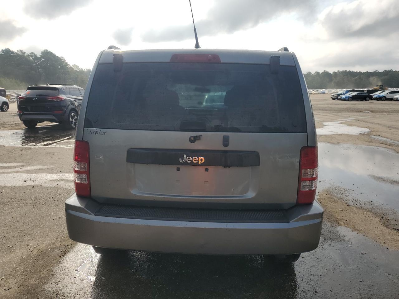 2012 Jeep Liberty Sport - Фото 6