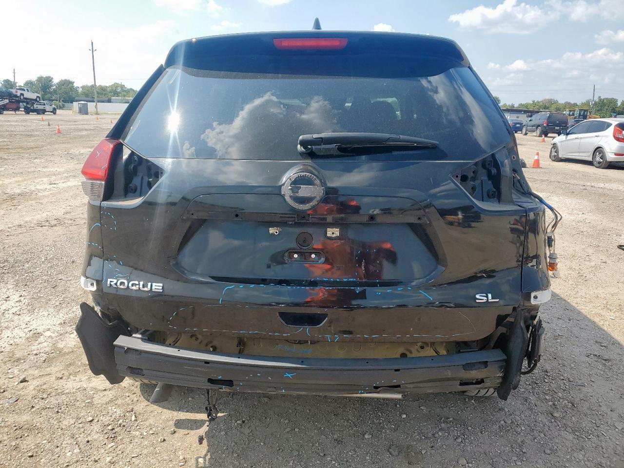 2017 Nissan Rogue S - Фото 6