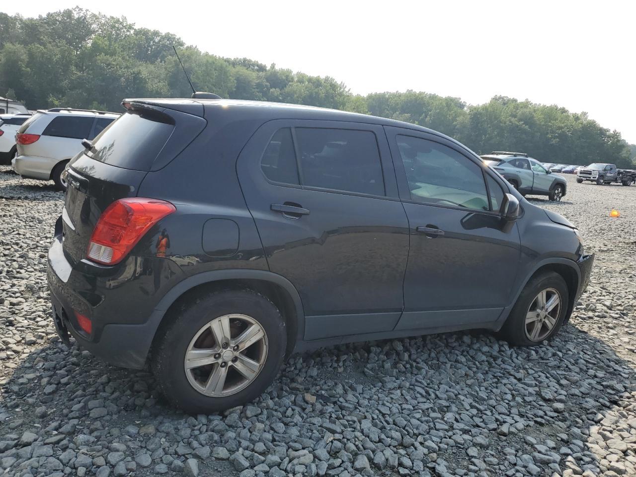 2020 Chevrolet Trax Ls - Фото 3