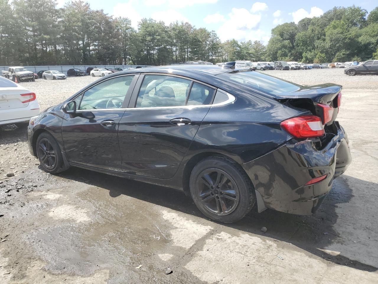 2018 Chevrolet Cruze Lt - Фото 2