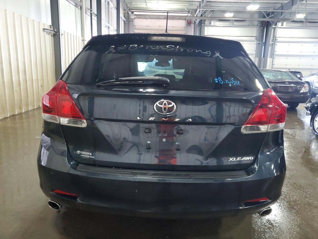 2014 Toyota Venza Le - Image 6