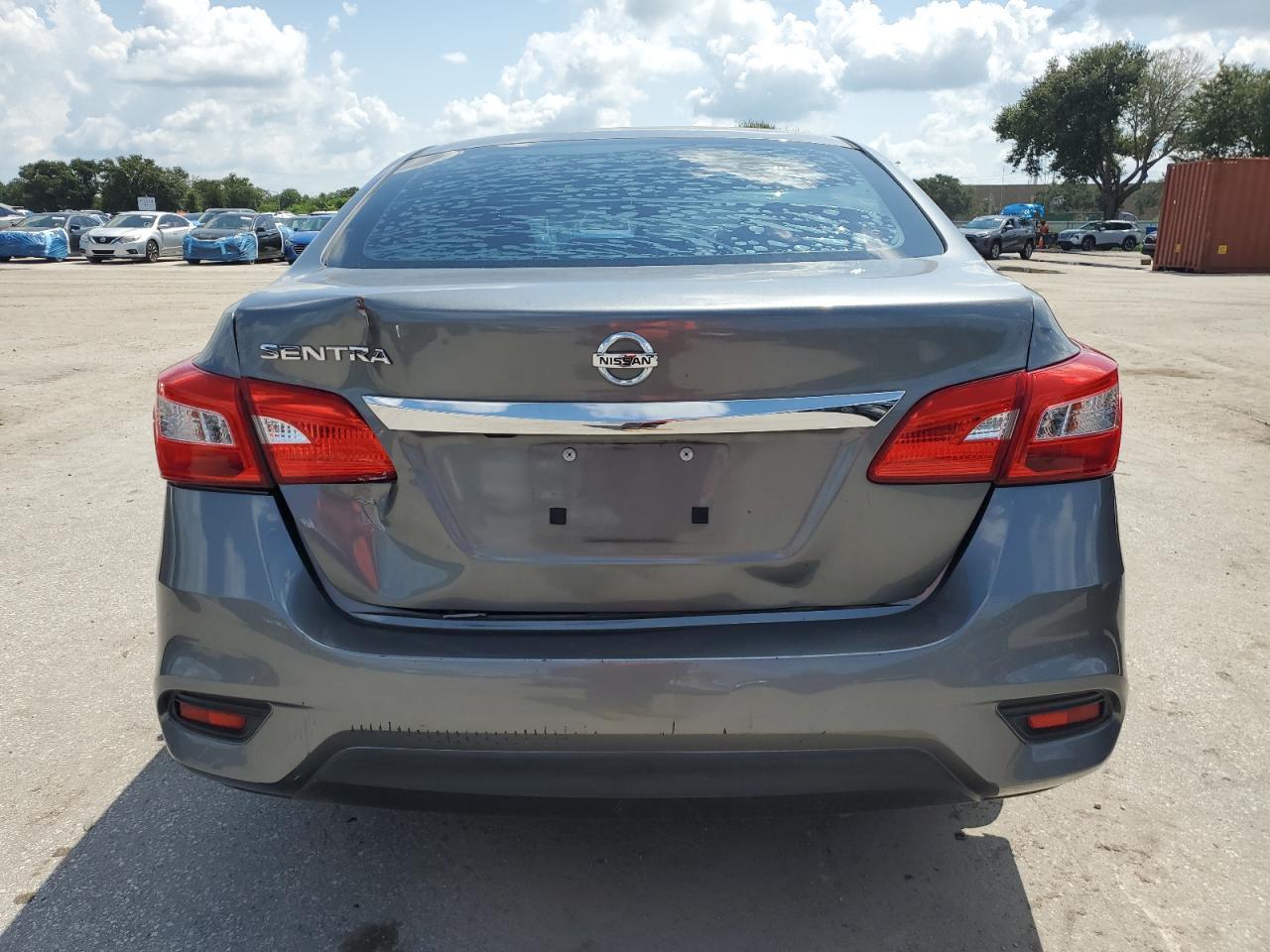 2018 Nissan Sentra S - Фото 6