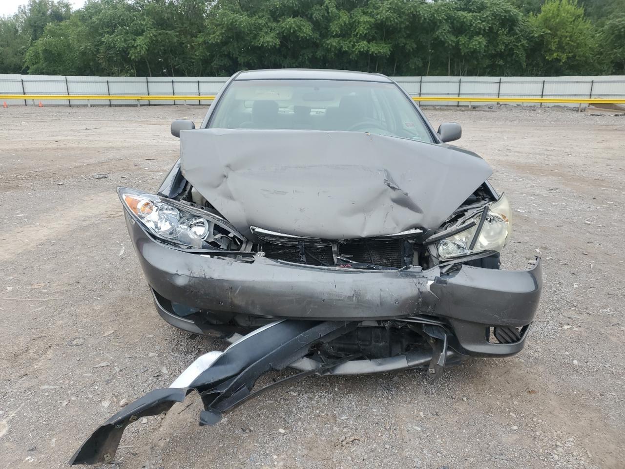 2005 Toyota Camry Le - Фото 5