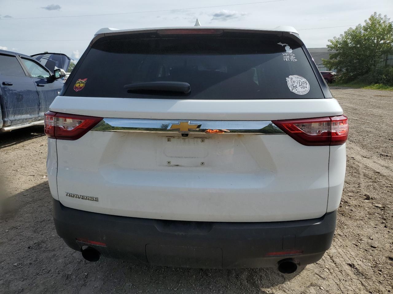 2021 Chevrolet Traverse Ls - Image 6