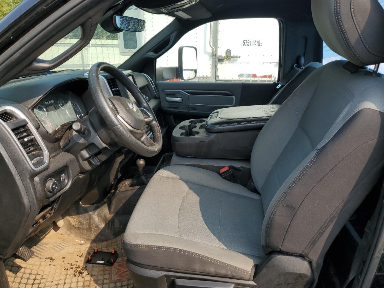 2022 Ram 5500 - Image 7