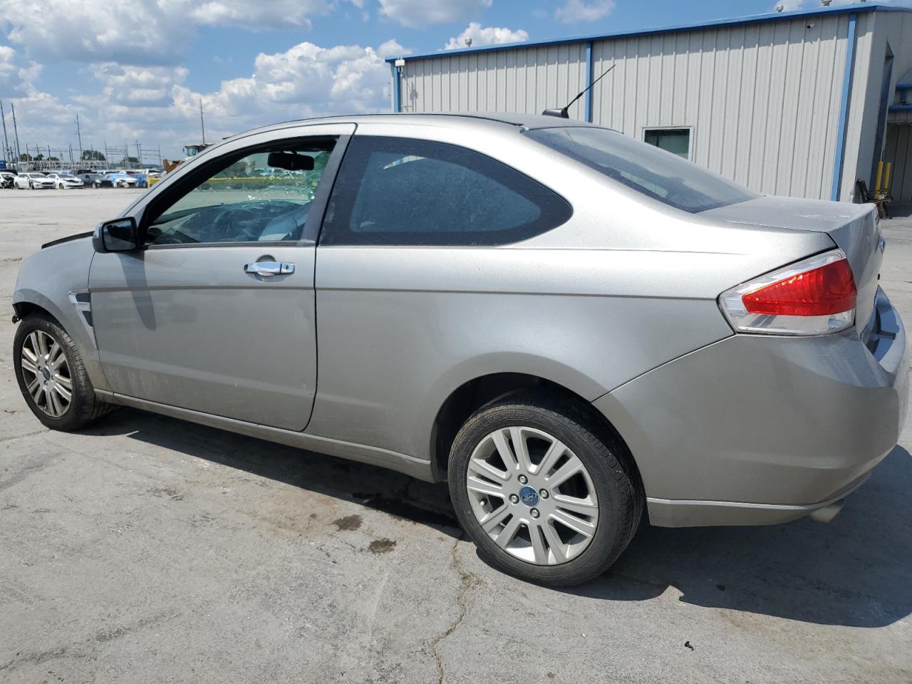 2008 Ford Focus Se - Image 2