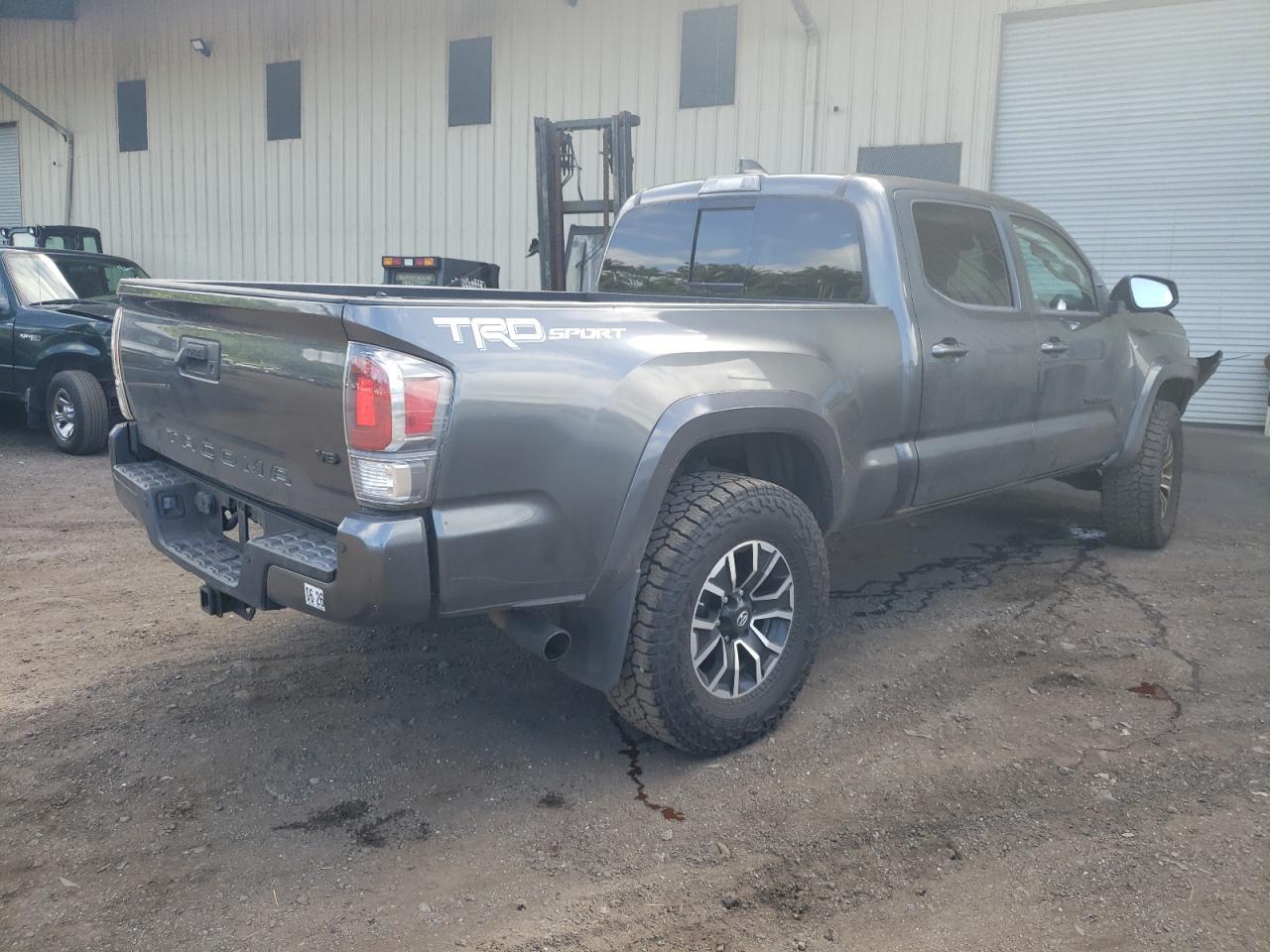 2021 Toyota Tacoma Double Cab - Image 3