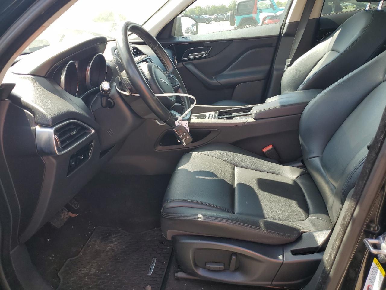 2018 Jaguar F-Pace Premium - Image 7