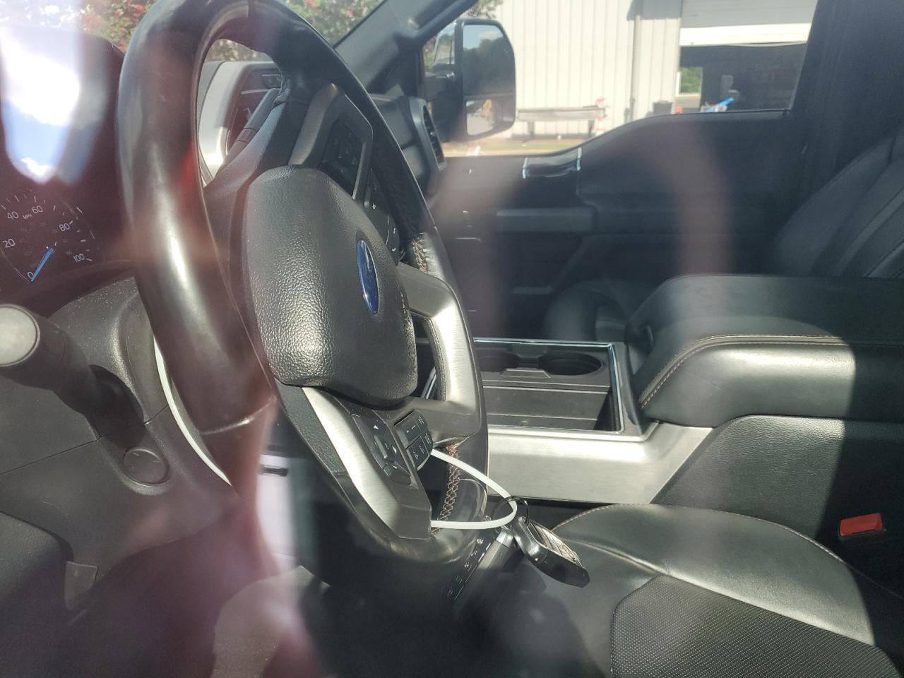 2022 Ford F250 Super Duty - Фото 7