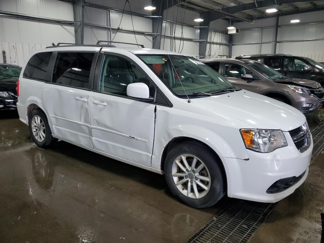 2016 Dodge Grand Caravan Sxt - Фото 4