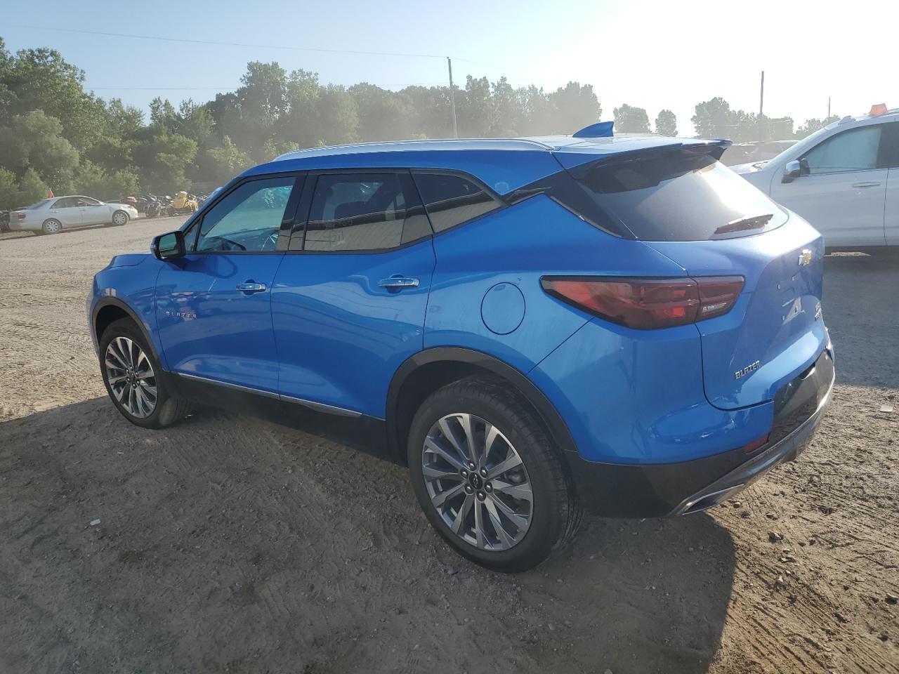 2024 Chevrolet Blazer Premier - Фото 2