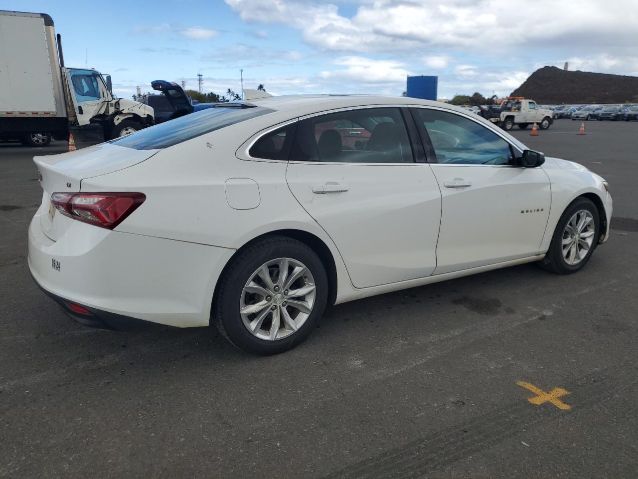 2020 Chevrolet Malibu Lt - Image 3